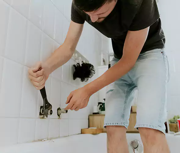 Affordable Bathtub Faucet Replacement in Sayville: Choose Experienced Local Technicians
