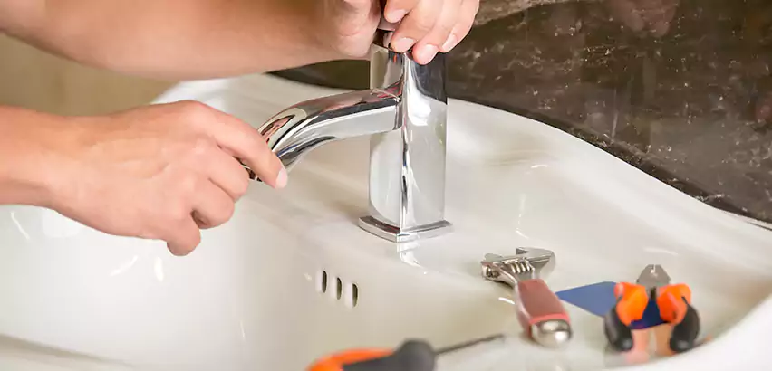 Bathtub Faucet Replacement in Sayville